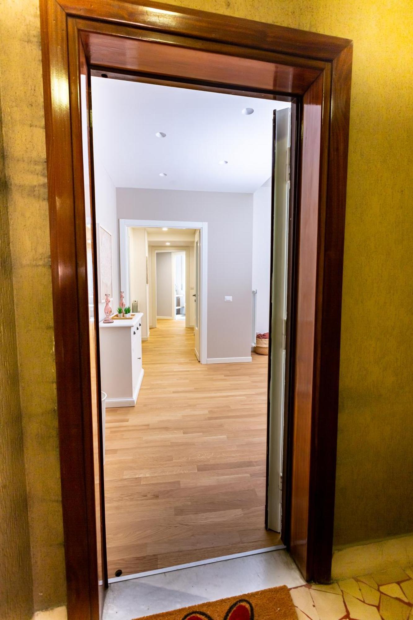 Noh Collection 3Bdr Apartment- Trastevere Area Rome Exterior photo